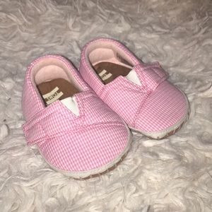 Baby girl Toms